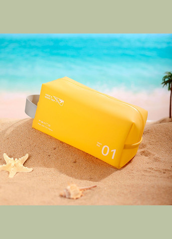 Органайзер-косметичка непромокаем для спорта и путешествий 23×11,5×11,5 см желтый (A-026023) LoveYouHome (327091861)