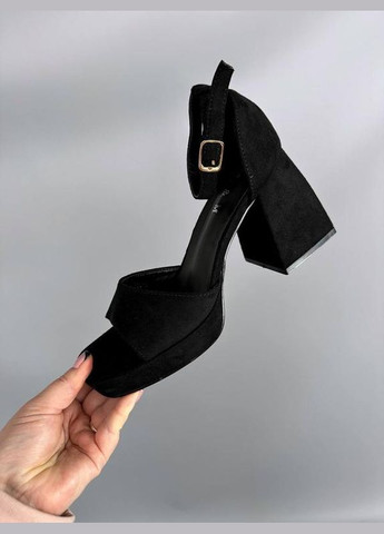 Чорні босоніжки на каблуку L&M (299317210)