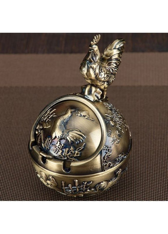 Металева попільничка рік Півеня (Колір Латунь) No Brand (292260470)