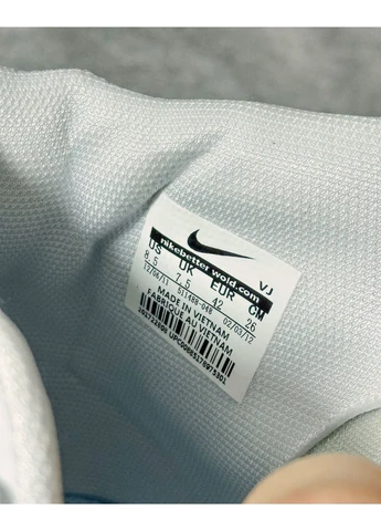 Білі кросівки nike air jordan 1 retro high демісезон No Brand