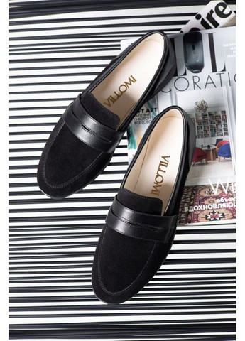 Женские черные замшевые туфли с кожаной вставкой Villomi без каблука