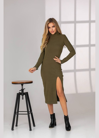 Оливковое (хаки) женское платье с разрезом на ноге цвета хаки р.44/46 386893 New Trend