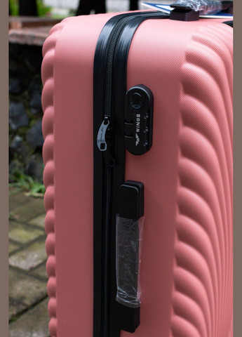 Чемодан пластиковый большой L, цвет голубой Wings 120 (324072225)