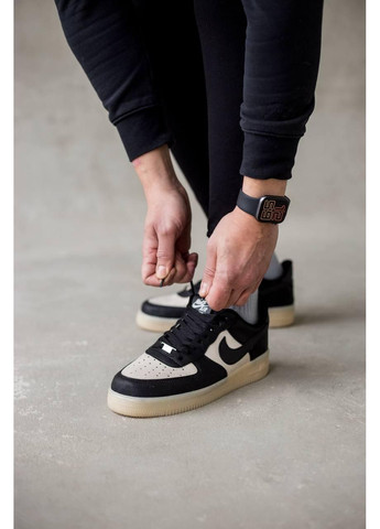 Черные демисезонные кроссовки мужские nike air force black white v2 найк аир форс 1 премиум No Brand