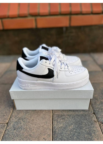 КРОСІВКИ ЖІНОЧІ NIKE AIR FORCE 1 WHITE BLACK НАЙК АІР ФОРС 1 ПРЕМІУМ No Brand чорні демісезони (367174658)