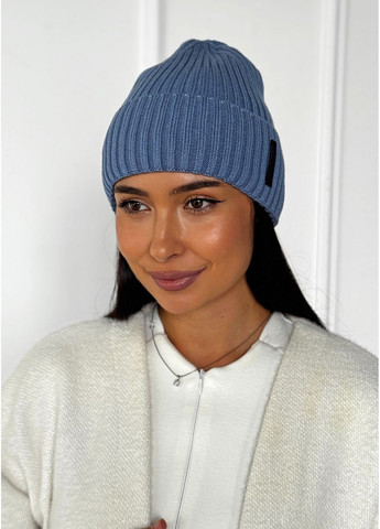 Зимняя шапка с минималистическим декором INNOE Шапка (365761375)