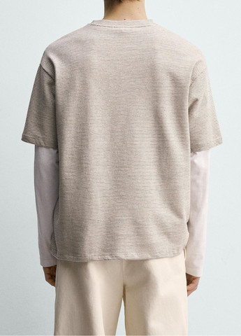 Молочна футболка Zara
