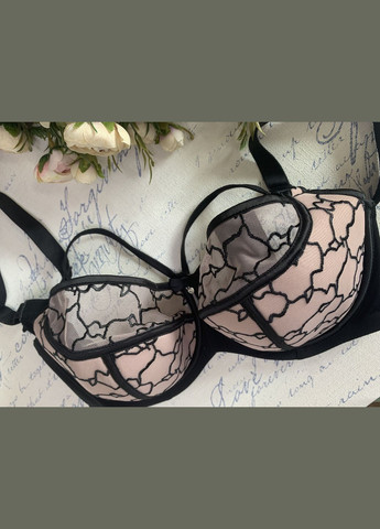 Чёрный бюстгальтер Lanny Mode с косточками