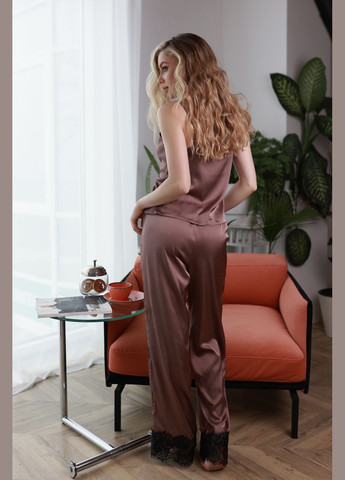 Коричнева всесезон піжама жіноча костюм домашній шовковий майка та штани з мереживом шоколадний Maybel