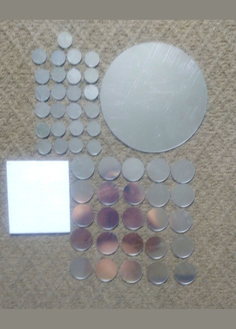 Дзеркальні пластикові наклейки круги від 2 до 18 см 51 шт Б289-51 срібло No Brand (302243013)