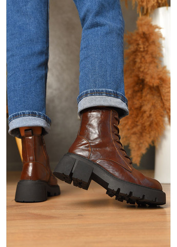 Черевики жіночі демісезонні коричневого кольору Let's Shop (361306332)