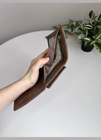 Жіночий гаманець на магніті середнього розміру Saralyn (282842839)