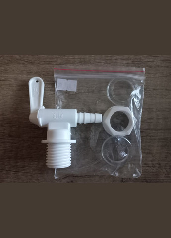 Кран пластиковий ялинка для ємностей, діаметр 24 мм, злив 10 мм No Brand (299898703)