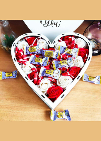 Подарунковий бокс для дівчини з цукерками та 101 причиною «Чому я тебе люблю» (ar131) No Brand (316141125)