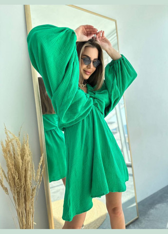 Зеленое повседневный платье женское Гермес однотонное