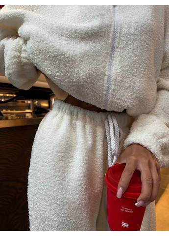 Теплий жіночий костюм Adelante (373069855)