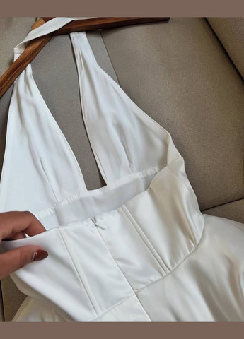 Молочна повсякденний, святковий жіноча сукня FINO Mode однотонна