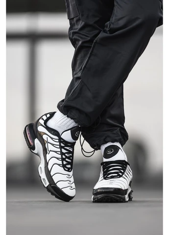 Кросівки жіночі Nike Air Max Plus TN Ultra White Black Найк Аір Макс ТН чорно-білі демісезони (380679532)