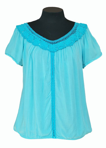 Голубая летняя блузка женская летняя вискозная с коротким рукавом и кружевом голубой No Brand