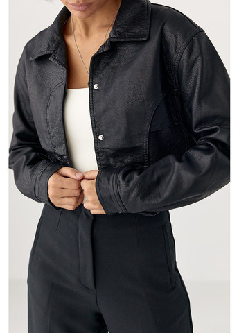 Черная демисезонная короткая куртка из кожзама косуха Lurex