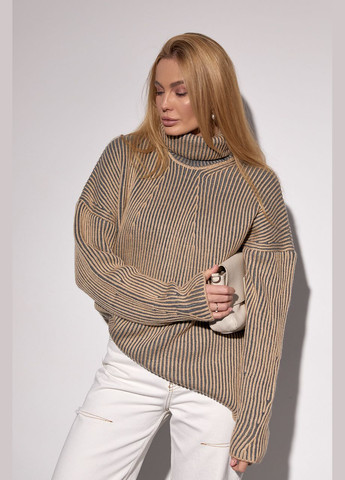 Кавовий зимовий жіночий в'язаний светр оверсайз з візерунком у рубчик 231112 Lurex