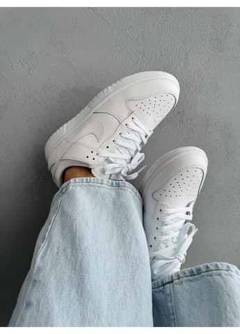 Кросівки жіночі і чоловічі Nike SB Dunk White | Найк СБ Данк низькі білі No Brand білі демісезони (371647067)