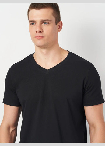 Чорна футболка чоловіча полегшена з трикутним воротом біла з коротким рукавом Роза