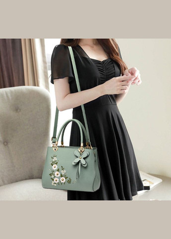 Женская сумка с вышивкой цветов на плечо из экокожи мятная (sku_1291М) No Brand (330576002)