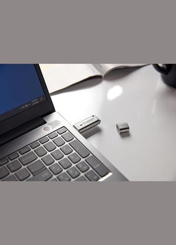 Флеш-накопичувач 64 GB з XTS-AES шифруванням для захисту даних (б\у) Kingston (300657353)