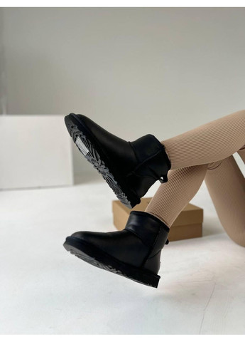 Уггі Чоловічі UGG Classic Mini Black Leather No Brand (364860385)