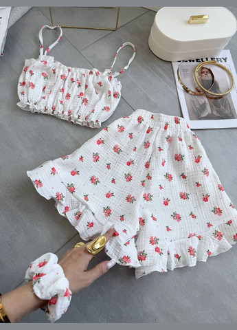 Молочна всесезон піжамка трійка з натурального мусліну топ + шорти No Brand