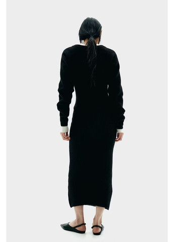 Чорна кежуал в'язане плаття H&M однотонна
