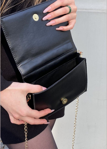 Женская маленькая классическая сумка клатч на цепочке черная No Brand (285104090)