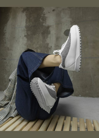 Стильные женские зимние кроссовки на меху серые No Brand серые зима (303429356)