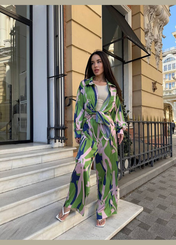 Женский летний костюм двойка с принтом: рубашка и брюки свободного кроя. MonCher (335013856)