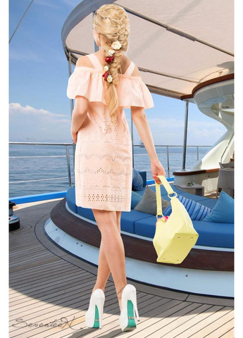 Персикова сукня 644.1443 Seventeen