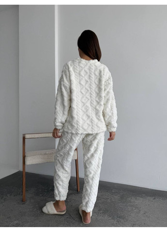 Жіночий теплий домашній костюм молочного кольору 35728 No Brand (366530961)