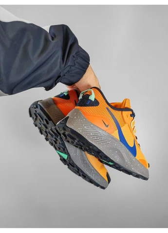 Оранжевые демисезонные кроссовки мужские nike pegasus trail 3 orange найк аир пегасус оранжевые No Brand