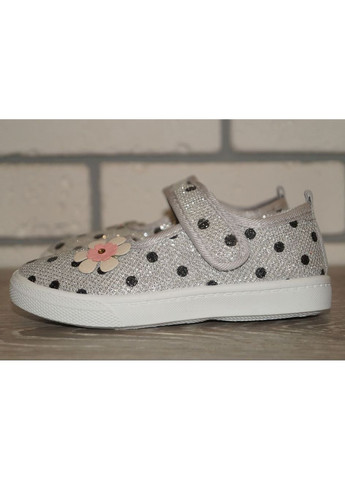 Серебряные тапочки текстильные для девочки серебристые Blue Rama с аппликацией, с цветами, с белой подошвой