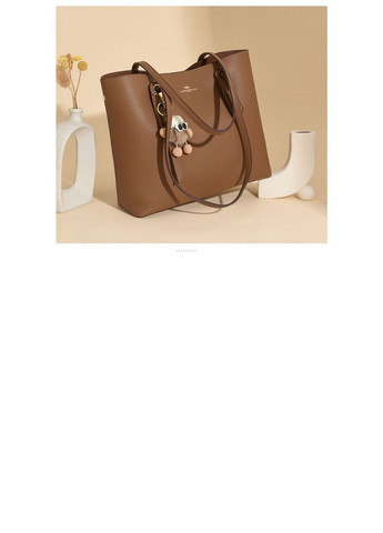 Жіноча сумка з натуральної шкіри велика коричнева з брелком КиП (371584801)