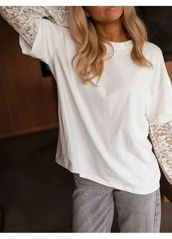 Лонгслів жіночий з гіпюром Style Point (351854811)