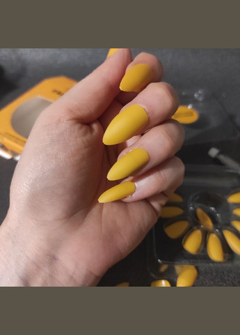 Накладные ногти с клеем Cosmetics False Nails Stiletto "Mustard Mayhem" Technic (301417094)