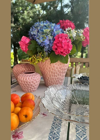 Количество: Ваза керамическая Strawberry 15.5*15*16см No Brand (300064589)