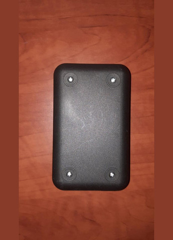 Настільна пластикова підставка для смартфона УНИВЕРСАЛ (299842301)