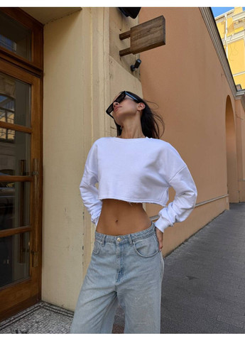Білий базовий білий кроп-світшот з м'якої та приємної до тіла тканини. однотонний (350314034)
