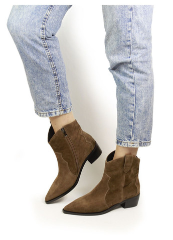 Осенние замшевые демисезонные ботинки казаки It-Girl из натуральной замши