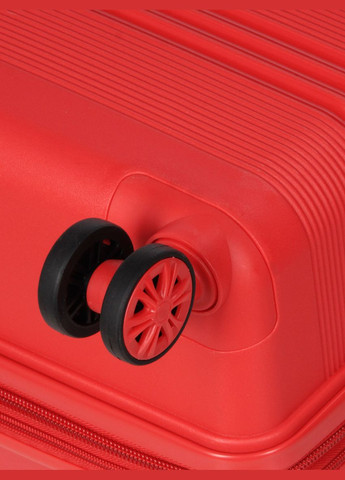 Чемодан средний M полипропилен 21204 67×47×27см 66+13л Красный Snowball (297642903)