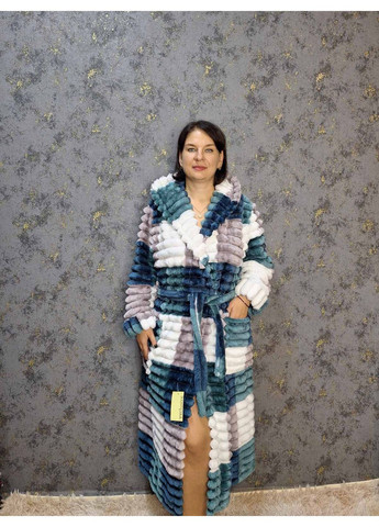 Теплий довгий жіночий махровий халат на запах No Brand (366870320)