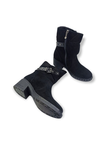 Зимние черевики Reuchll