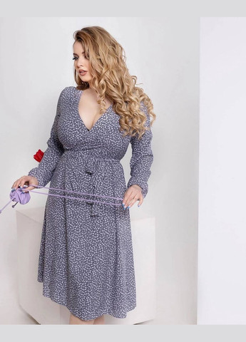 Светло-серое повседневный, вечернее платье на запах No Brand с цветочным принтом